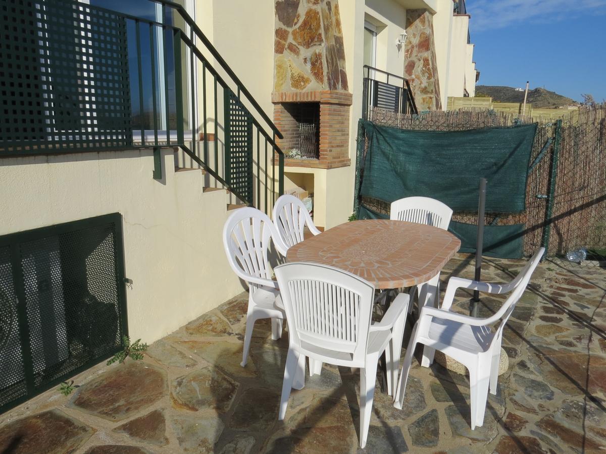 Turo Marina 3 Villa Roses Exterior photo