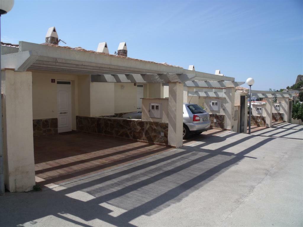 Turo Marina 3 Villa Roses Exterior photo